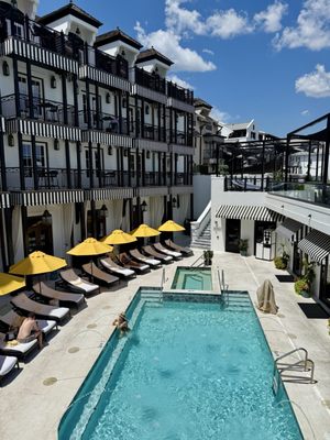 The Pearl Hotel by null