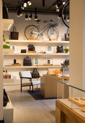 Shinola Venice Store by null