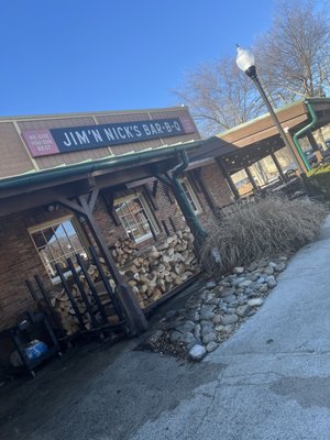 Jim 'N Nick's Bar-B-Q by null