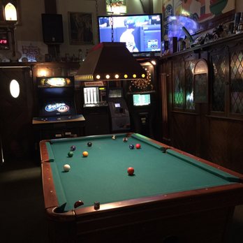 Ivanhoe Pub & Eatery - American Near Me - Racine, Wisconsin