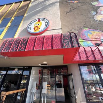 Dave's Hot Chicken - Dave's Hot Chicken on Garnet Ave in San Diego, CA. - Chicken Shop Near Me - San Diego, California