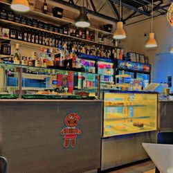 Panderri Bakery & Restaurante - Inside counter