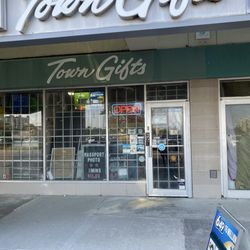 Town Gifts & Postal Service