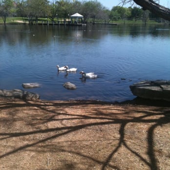Mills Pond - Parks Near Me - Austin, Texas