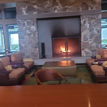 The Allison Inn and Spa - Lounge - Hotels Near Me - Newberg, Oregon