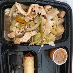 Ginger Wok Chicken & Spring Roll Lunch Special