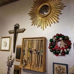 Lazarus Vintage Emporium - Vintage and handmade decor.