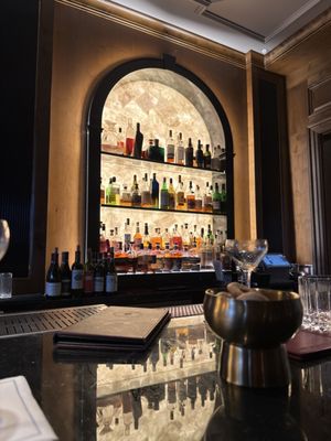 The Manor Bar by null