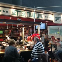 O'Learys Sports Bar
