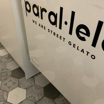 Parallelo - Cute cart - Ice Cream & Frozen Yogurt Near Me - Barcelona, B Parallelo - Cute cart - Ice Cream & Frozen Yogurt Near Me - Barcelona, B