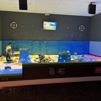 Smiley - Indoor Playcenter Near Me - Indianapolis, Indiana