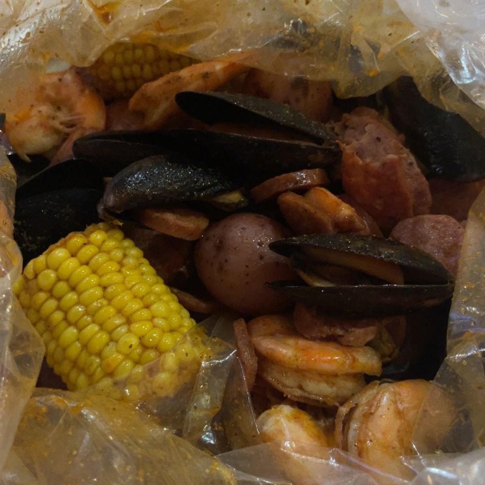 Mr and Mrs Crab - The basics - Seafood Near Me - Brandon, Florida Mr and Mrs Crab - The basics - Seafood Near Me - Brandon, Florida