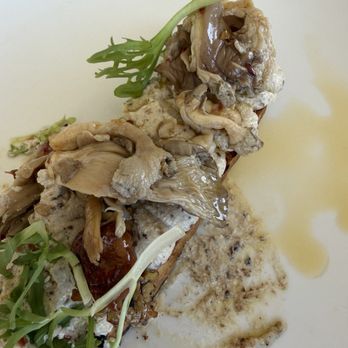 The Halyard - Mattituck mushroom toast - American Near Me - Greenport, New York The Halyard - Mattituck mushroom toast - American Near Me - Greenport, New York