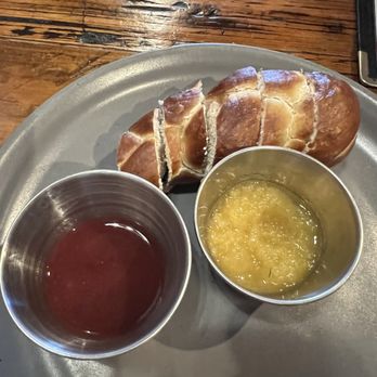 Joe's Cafe - Pretzel with jam - Breakfast & Brunch Near Me - Los Angeles, California