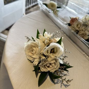 Basic Bitch Blooms - Florists Near Me
