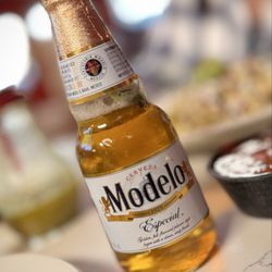 Balanced Rock Grill & Cantina - Cold Modelo