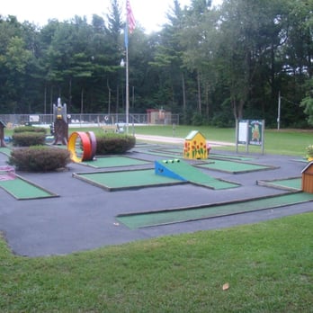 Hickory Hills Campground - Mini golf course - Campgrounds Near Me - Edgerton, Wisconsin Hickory Hills Campground - Mini golf course - Campgrounds Near Me - Edgerton, Wisconsin