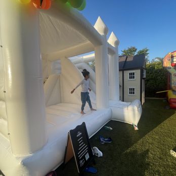 Hello Airplay - Little kids bouncing following their rules - Bounce House Rentals Near Me Hello Airplay - Little kids bouncing following their rules - Bounce House Rentals Near Me