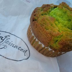 Caffeinated - Pistachio muffin