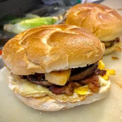 La Quinta Deli - Break fast sandwich