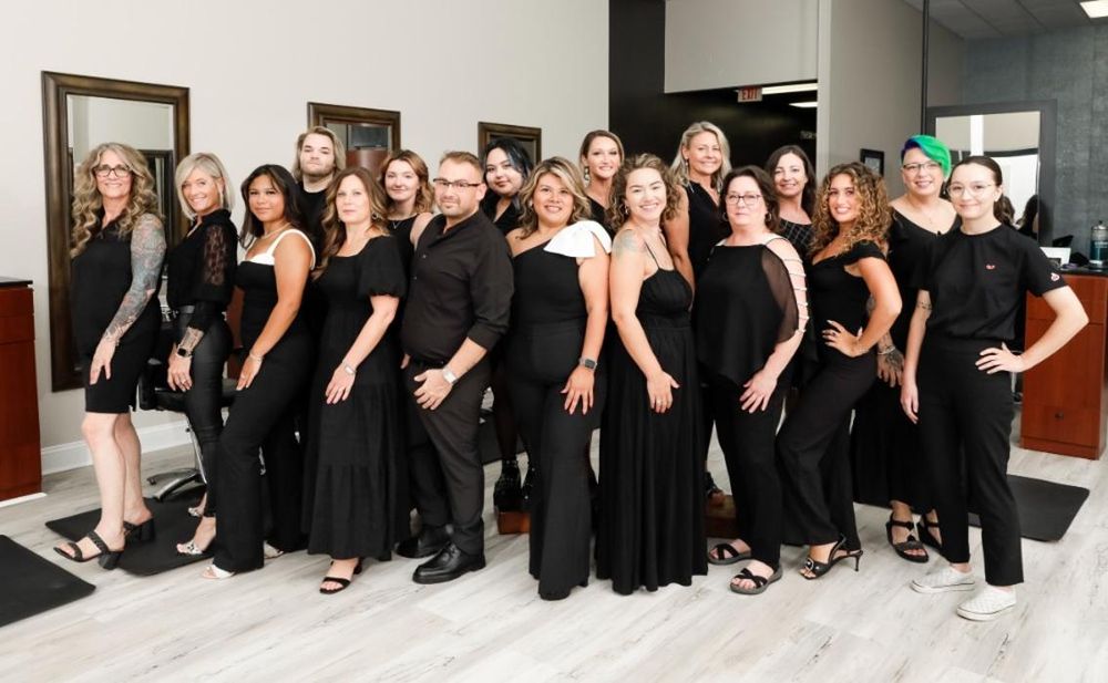 Tanglez Salon & Spa Image