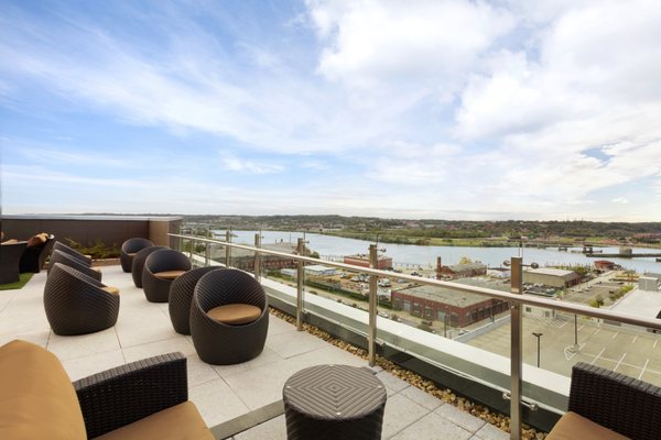 Top of the Yard Rooftop Bar & Bites by null