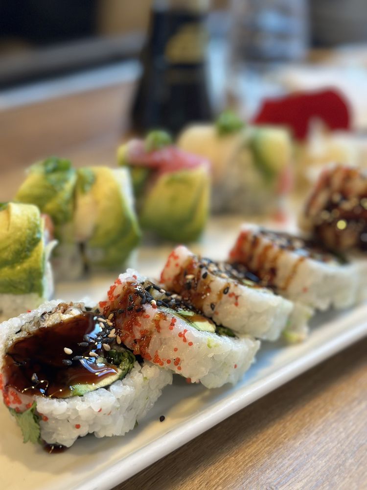 Absolute Noodle and Sushi Bar