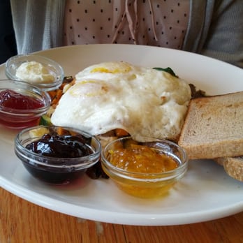 Simple Cafe - Curry tofu hash - Breakfast & Brunch Near Me - Lake Geneva, Wisconsin