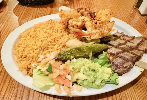 Avila's El Ranchito by null
