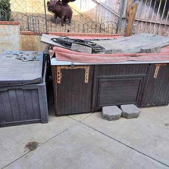 Wranglin' Wranglers - Junk Removal & Hauling Near Me - Menifee, California