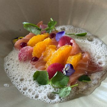 Lira - Salmon Crudo - New American Near Me - Campbell, California