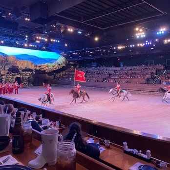 Dolly Parton's Stampede - Performing Arts Near Me - Pigeon Forge, Tennessee