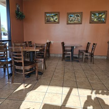 Los Jilbertos Taco Shop - Small but you can always fit. - Mexican Near Me - Wildomar, California Los Jilbertos Taco Shop - Small but you can always fit. - Mexican Near Me - Wildomar, California
