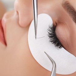 Big Island Cosmetics - Lash Extensions
