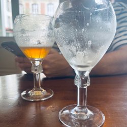 Helio's Pub