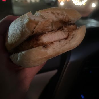 Gullifty's Restaurant - Chicken sandwich order PLAIN by choice. - American Near Me - Bryn Mawr, Pennsylvania Gullifty's Restaurant - Chicken sandwich order PLAIN by choice. - American Near Me - Bryn Mawr, Pennsylvania