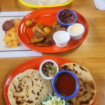 Yuri Latin Cuisine - Baleada Simple, Sweet Fried Plantains, pupusas - Latin American Near Me - Wyoming, Michigan