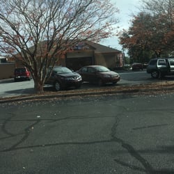 Dunkin' - Outside view