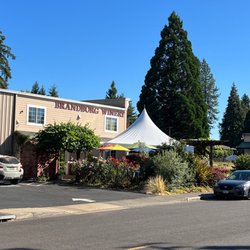 Brandborg Vineyard & Winery