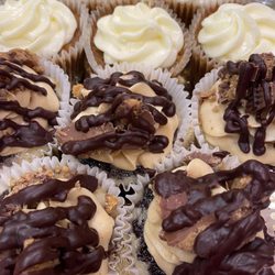 Bakeaholics Anonymous - Omg the pairing of carrot cake and chocolate peanut butter was awesome! J made turning 60 much easier!