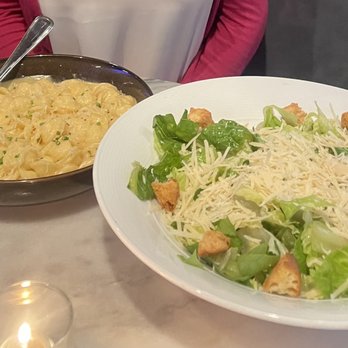 Porter Kitchen & Deck - Mac & Cheese, Caesar Salad - New American Near Me - Chicago, Illinois Porter Kitchen & Deck - Mac & Cheese, Caesar Salad - New American Near Me - Chicago, Illinois
