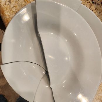 Elite Moving San Diego - Stacks of broken dishes. - Movers Near Me Elite Moving San Diego - Stacks of broken dishes. - Movers Near Me
