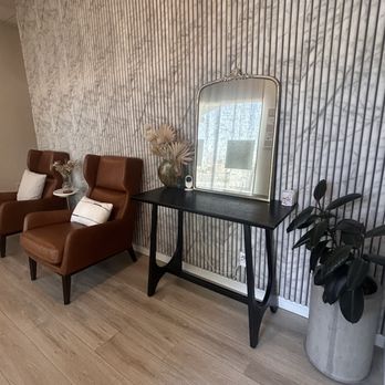 rev. med spa - Lobby area. Always clean. - Medical Spas Near Me - Lancaster, California rev. med spa - Lobby area. Always clean. - Medical Spas Near Me - Lancaster, California