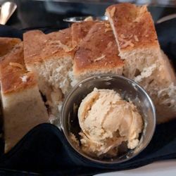 Luna Bella - Bread and butter