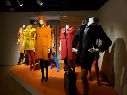 Fashion and Textile Museum by null
