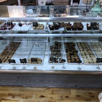 Ivy Lane Bakery - Bakeries Near Me - Bloomington, Illinois