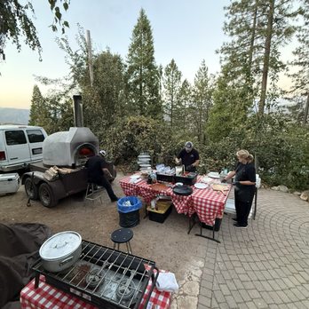 Paul's Rustic Oven - This was their awesome set up, they had the oven the maker the delivery person quite an amazing team - Caterers Near Me Paul's Rustic Oven - This was their awesome set up, they had the oven the maker the delivery person quite an amazing team - Caterers Near Me