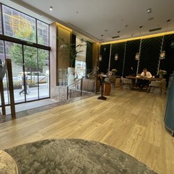 Círculo Gran Vía - Entrance with check in desks