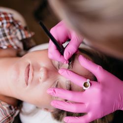 Brows & Beauty Company - Natural Hair Stroke Microblading