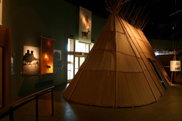 Tamastslikt Cultural Institute by null